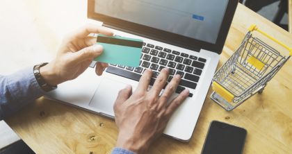 Todo lo que debes saber para obtener una factura comercial e importar con LAARBOX